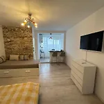 Luxury Studios - Soarelui 10